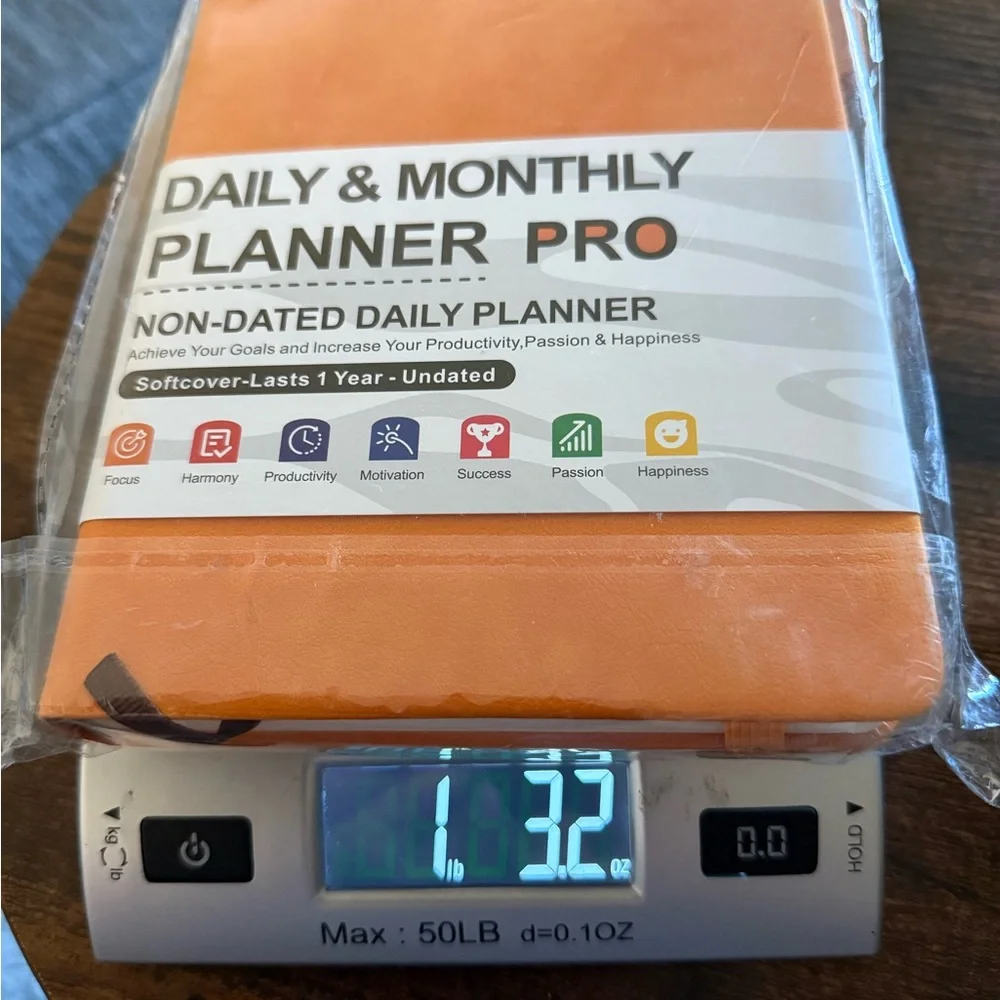 Planner – Number Page Note Undated Luxurious Weekly & Monthly Planner - Picture 8 of 8